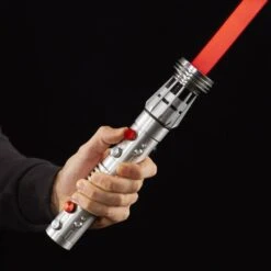 Hasbro Star Wars The Black Series Replica 1/1 Force FX Elite Lightsaber Darth Maul -Negozio Di Modellismo hasbro star wars black series replica 11 force fx elite lightsaber darth maul 4