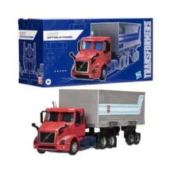 Hasbro Transformers Generations Leader Optimus Prime Volvo VNR 300 -Negozio Di Modellismo hasbro transformers generations leader optimus prime volvo vnr 300 3