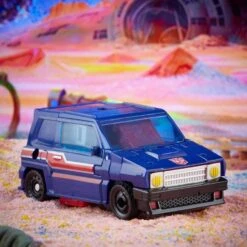 Hasbro Transformers Generations Legacy Autobot Skids -Negozio Di Modellismo hasbro transformers generations legacy autobot skids 3