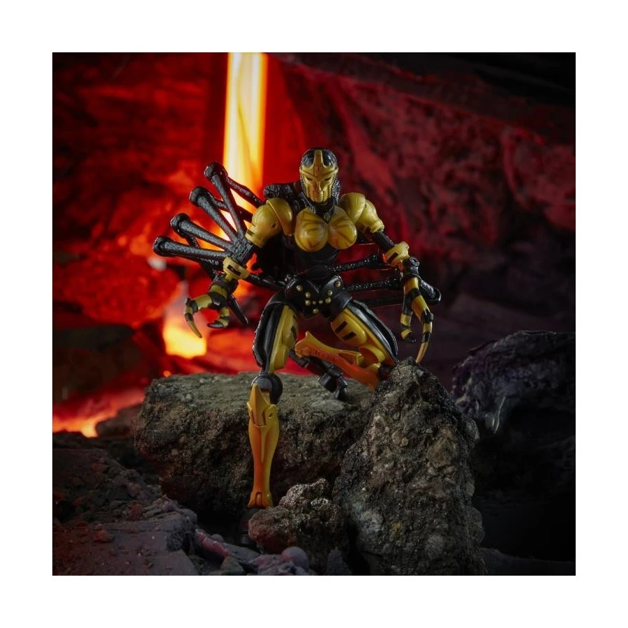 Hasbro Transformers Kingdom WFC-K5 Blackarachnia 2 Hasbro Transformers Kingdom WFC-K5 Blackarachnia - Image 2