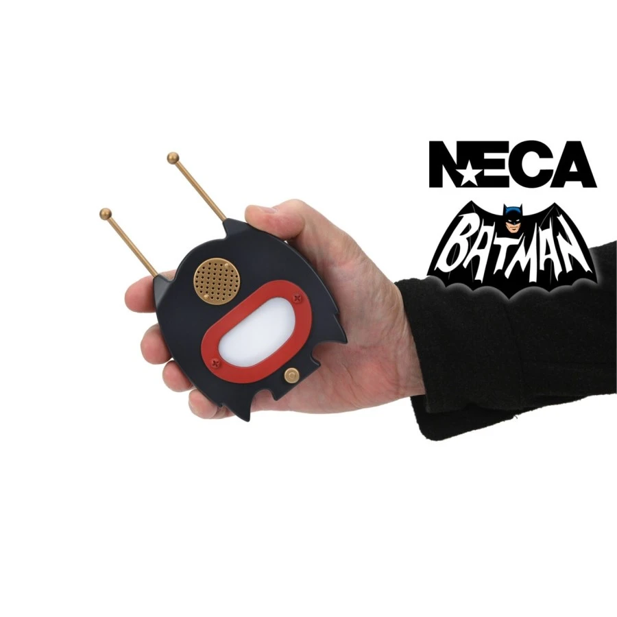 Neca Prop Replica Batman 1966 Bat-Radio 6 Neca Prop Replica Batman 1966 Bat-Radio - Image 6