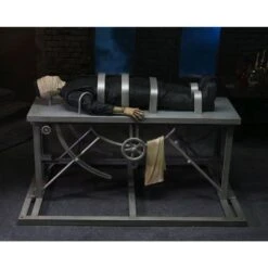 Neca Universal Monsters Ultimate Frankenstein's Monster Accessory Pack -Negozio Di Modellismo neca universal monsters ultimate frankenstein s monster accessory pack 3